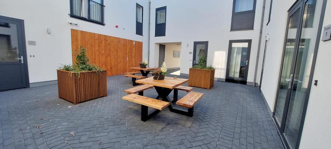 Studio Sis - Apartments Steenbergen (North Brabant) Exterior photo