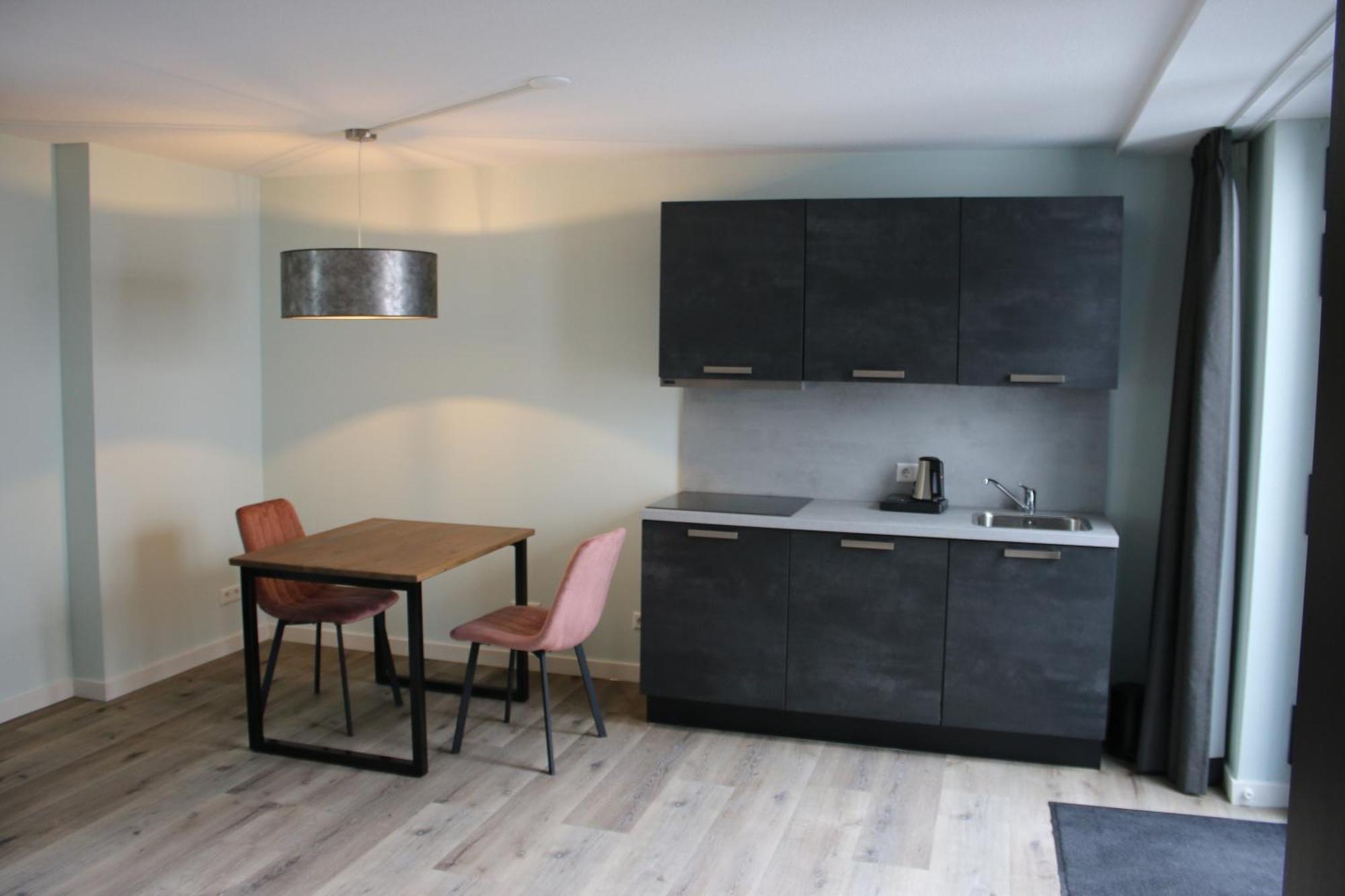 Studio Sis - Apartments Steenbergen (North Brabant) Exterior photo